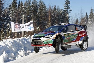 Jari-Matti Latvala - Miikka Anttila
59º Rally de Suecia 2011. Ford Fiesta RS WRC. Clasificado 3º.
Palabras clave: Jari-Matti_Latvala;Miikka_Anttila;Ford;Fiesta;RS;WRC;Suecia;2011;nieve;saltos