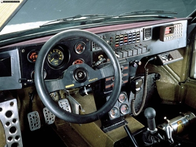 LANCIA DELTA S4
Interior del habità¡culo.
Palabras clave: Grupo_B;Detalles;Lancia;Delta;S4