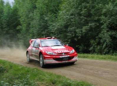Richard Burns - Robert Reid
53º Rally de Finlandia 2003. Peugeot 206WRC (2002). Clasificado 3º.
Palabras clave: Richard_Burns;Robert_Reid;Peugeot;WRC;Finlandia;2003