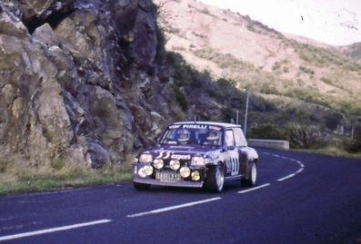 Didier Auriol - Bernard Occelli
43º Tour de Francia del Automòvil 1984. Campeonato de Europa FIA Rally 1984 (coeficiente 4).Renault 5 Turbo. Clasificado 5º.
Palabras clave: Didier_Auriol;Renault;Turbo;Grupo_B;Francia;1984