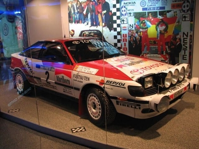 Toyota Celica GT-Four (ST165)
Equipaciòn del 24º Rallye de Portugal de 1990 para Carlos Sainz - Luis Moya.
Clasificado 2º.
Palabras clave: ;Luis_Moya;Toyota;Celica;GT;Portugal;1990