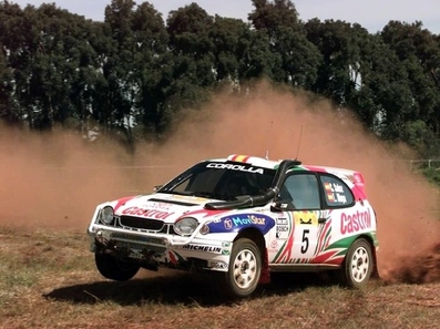 Carlos Sainz Cenamor - Luís Rodríguez Moya
47º Rally Safari de Kenia 1998. Toyota Corolla WRC. Retirado por suspensiòn.
Palabras clave: ;Luis_Moya;Toyota;Corolla;WRC;Safari;1998