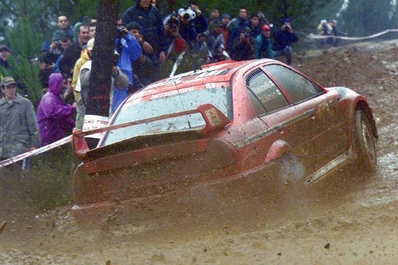 31992_116336051737830_116170635087705_96180_3338215_n.jpg