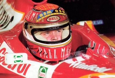 Tommi Mäkinen
Montado en un Fòrmula.
Palabras clave: ;Personajes