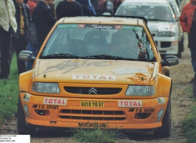 Sébastien Loeb - Daniel Elena
Cuando corrà­a con Citröen Saxo, sus "inicios".
Palabras clave: Sébastien_Loeb;Citroen;Saxo