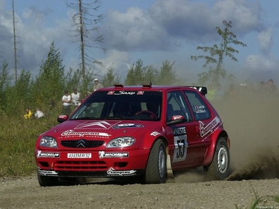 Sébastien Loeb - Daniel Elena
51º Rally de Finlandia 2001. Citröen Saxo S1600. Clasificado 28º
Palabras clave: Sébastien_Loeb;Citroen;Saxo;Finlandia;2001