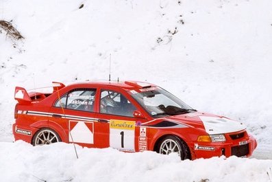 Tommi Mäkinen - Risto Mannisenmaki
67º Rally de Montecarlo 1999. Mitsubishi Lancer Evo VI. Clasificado 1º
Palabras clave: Tommi_Mäkinen;Mitsubishi_Lancer;Evo;Montecarlo;1999;nieve