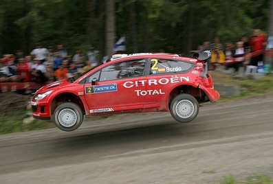 Dani Sordo - Marc Martà­
57º Rally de Finlandia 2007. Citröen C4 WRC. Retirado por mecà¡nica.
Palabras clave: ;Citroen;WRC;Finlandia;2007