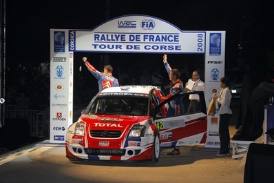 Sébastien Ogier - Julien Ingrassia
52º Rallye de Francia 2008. Citröen C2 S1600. Clasificado 20º.
Campeòn Junior 2008.
Palabras clave: Sébastien_Ogier;Julien_Ingrassia;Citroen;Francia;2008;parque_cerrado;Personajes