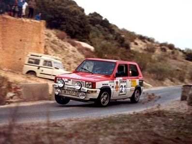 Carlos Sainz Cenamor - Juanjo Lacalle
Con un Seat Panda 45 eran los inicios de Carlos como piloto de Rallys
Palabras clave: ;Juanjo_Lacalle;seat;panda
