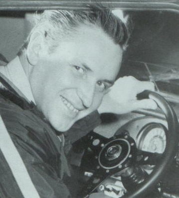 Timo Mäkinen
Palabras clave: Timo_Mäkinen;Personajes