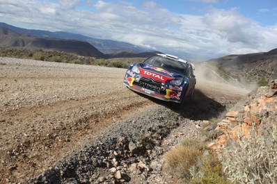 Mikko Hirvonen - Jarmo Lehtinen
Noviembre 2011
Tests Equipo Citröen Total WRT, Citröen DS3 WRC.
Palabras clave: ;Jarmo_Lehtinen;Citroen;DS3;WRC;Tests;2011