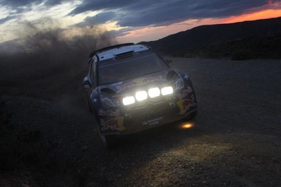 Mikko Hirvonen - Jarmo Lehtinen
Noviembre 2011
Tests Equipo Citröen Total WRT, Citröen DS3 WRC.
Palabras clave: ;Jarmo_Lehtinen;Citroen;DS3;WRC;Tests;2011