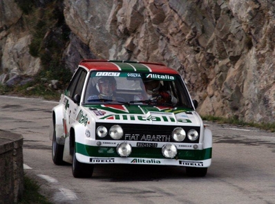 Markku Alén
En una carrera Legends
Palabras clave: Markku_Alen;Fiat;Abarth