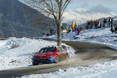 Sébastien Loeb - Daniel Elena
72º Rally de Monte-Carlo 2004. Citröen Xsara WRC. Clasificado 1º.
Palabras clave: Sébastien_Loeb;Daniel_Elena;Citroen;Xsara;WRC;Montecarlo;2004;nieve