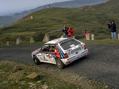 Juha Kankkunen - Juha Piironen
26º Rally de Portugal 1992. Lancia Delta HF Integrale. Clasificado 1º.
Palabras clave: ;Juha_Piironen;Lancia;Delta;Integrale;Portugal;1992