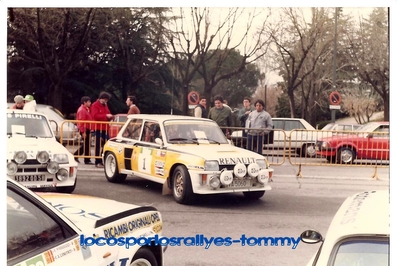 Carlos Sainz Cenamor - Antonio Boto
Parque cerrado del Rally Valeo 1984.
CAMPEà“N de la Zona Centro de Pilotos de Rallyes (Renault R5-Turbo 200 C.V. Gr.B).
Piloto Oficial de la Red Renault de Madrid y Provincia
Palabras clave: ;Renault;Turbo;Valeo;1984;Grupo_B