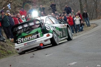 Jari-Matti Latvala - Miikka Anttila
75º Rally Monte-Carlo 2007. Ford Focus RS WRC 06. Retirado por caja de cambios dañada.
Palabras clave: Jari-Matti_Latvala;Miikka_Anttila;Ford;Focus;RS;WRC;Montecarlo;2007