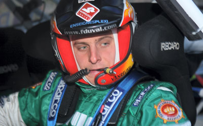 François Duval
76º Rallye Automobile de Monte-Carlo 2008. Ford Focus RS WRC '07 (EU07 STX). Clasificado 4º.
Copiloto Eddy Chevaillier.

Del 24 al 27 de Enero, Valence - Monaco.
Superficie: asfalto - nieve.

El Rally tenia un total de 1481.25 km de los que 365.09 km divididos en 19 tramos, eran especiales.

Se inscribieron 50, tomaron la salida 47, finalizaron 34.@

Palabras clave: ;Ford;Focus;WRC;Montecarlo;2008;Personajes