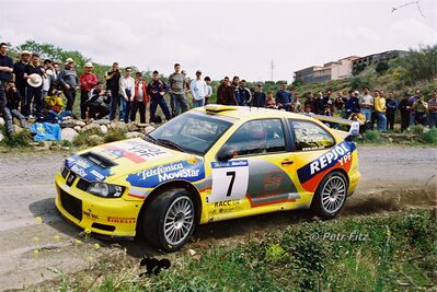 Didier Auriol - Denis Giraudet
36º Rallye Catalunya - Costa Brava - Rallye de España 2000. Seat Cordoba WRC Evo2 (B-9863-UT). Clasificado 13º.

Del 30 de Marzo al 2 de Abril, Lloret de Mar, Girona, Catalunya, España.
Superficie: asfalto.

El Rally tenia un total de 1874.7 km de los que 383.09 km divididos en 15 tramos eran especiales.

Se inscribieron 95 equipos, tomaron la salida 91, finalizaron 55.

© Petr Fitz
@@
Palabras clave: Didier_Auriol;Seat;Cordoba;WRC;Evo2;Catalunya;Costa_Brava;España;Spain;2000