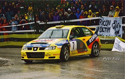 Didier Auriol - Denis Giraudet
36º Rallye Catalunya - Costa Brava - Rallye de España 2000. Seat Cordoba WRC Evo2 (B-9863-UT). Clasificado 13º.

Del 30 de Marzo al 2 de Abril, Lloret de Mar, Girona, Catalunya, España.
Superficie: asfalto.

El Rally tenia un total de 1874.7 km de los que 383.09 km divididos en 15 tramos eran especiales.

Se inscribieron 95 equipos, tomaron la salida 91, finalizaron 55.

© Petr Fitz
@@
Palabras clave: Didier_Auriol;Seat;Cordoba;WRC;Evo2;Catalunya;Costa_Brava;España;Spain;2000
