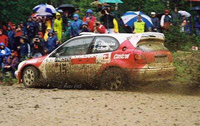 Thomas Rådström - Gunnar Barth
48º Neste Rally Finland 1998. Toyota Corolla WRC (K-AM 685). Clasificado 6º.

Del 21 al 23 de Agosto, Jyväskylä.
Superficie: tierra.

El Rally tenia un total de 1271.10 km de los que 384.10 km divididos en 24 tramos eran especiales.

Se inscribieron 116 equipos, tomaron la salida 116, finalizaron 62.

© Petr Fitz
@@
Palabras clave: Toyota;Corolla;WRC;Finlandia;1998