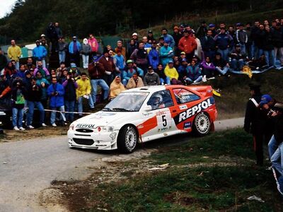 Carlos Sainz Cenamor - Luis Moya
39º Rallye Sanremo - Rallye d'Italia 1997. Ford Escort WRC (R1 FMC). Clasificado 4º.

Del 12 al 15 de Octubre, Sanremo, Imperia, Liguria, Italia.
Superficie: asfalto.

El Rally tenia un total de 1,365.91 Km de los que 396.21 Km divididos en 25 tramos eran especiales, (3 de ellos fueron cancelados SS1 Poggio de 2.09 Km, SS2 S.Romolo 1 de 10.02 Km y SS19 Baiardo 2 de 10.47 Km).

Se inscribieron 125 equipos, tomaron la salida 125, finalizaron 67.@
Palabras clave: ;Luis_Moya;Sanremo;Italia;Ford;WRC;Escort;1997