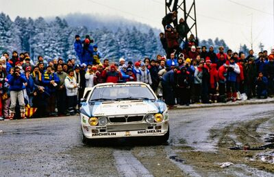 Salvador Servià i Costa  - Jordi Sabater
54º Rallye Automobile de Monte-Carlo 1986. Lancia Rally 037 (TO Y67908). Clasificado 7º y 1º sin tracción total.

Del 18 al 24 de Enero, Monte-Carlo.
Superficie: asfalto - nieve.

El Rally tenía un total de 3984.00 km de los que 881.20 km divididos en 36 tramos eran especiales.

Tomaron la salida 156 equipos, finalizaron 65.@
Palabras clave: Salvador_Servia;Lancia;Rally;Montecarlo;1986;Grupo_B;nieve