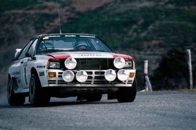 Stig Blomqvist - Bjorn Cederberg
51º Rallye Automobile de Monte-Carlo 1983. Audi Quattro A1 (IN-NV 84). Clasificado 3º.

Del 22 al 28 de Enero, Monte-Carlo.
Superficie: asfalto - nieve.

RMC clasificó a todos los equipos que terminaron el "Parcours Commun" (después de SS21).
De los 150 equipos, solo los 100 mejores pudieron competir en el último tramo "Parcours Final".
Los equipos que no completaron todas las etapas recibieron tiempos de penalización, incluso para aquellos que no terminaron el último tramo.
86 equipos completaron todo el rally, dos fueron descalificados.

El Rally tenia un total de 4197 km de los que 709 km divididos en 31 tramos eran especiales, (2 de ellas fue canceladas SS6 Pont des Miolans de 22 Km y SS15 St Jeans en Royans de 38 Km).

Se inscribieron 263 equipos, tomaron la salida 250, finalizaron 149.
@
Palabras clave: Stig_Blomqvist;Audi;Quattro;Grupo_B;Montecarlo;1983