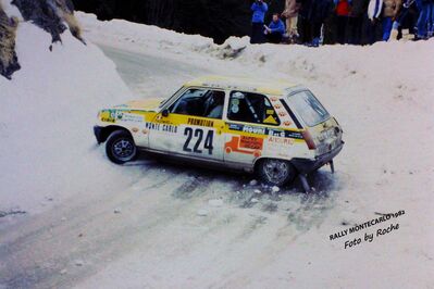 Patrick Thomas - Jean-Pierre Coyret
50º Rallye Automobile de Monte-Carlo 1982. Renault 5 Alpine. Clasificado 99º.

Del 16 al 22 de Enero, Monte Carlo.
Superficie: asfalto - nieve.

El Rally tenia un total de 4082.71 km de los que 747.81 km divididos en 32 tramos eran especiales, (2 de ellas fueron canceladas SS7 Trigance - Chateauvieux 1 de 28,53 Km y SS15 St Jean en Royans - La Chapelle en Vercors de 38,67 Km).

Se inscribieron 306 equipos, tomaron la salida 299, finalizaron 140.

© By Roche
@
Palabras clave: Renault;Alpine;Montecarlo;1982