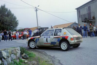 Ari Vatanen - Terry Harryman
28º Tour de Corse - Rallye de France 1984. Peugeot 205 Turbo 16 (323 EXA 75). Abandonó por accidente SS19 Corbara - Calenzana de 23.90 Km.

Debut en el Mundial de Rallys del Peugeot 205 T16.

Del 3 al 5 de Mayo, Ajaccio, Córcega, Francia.
Superficie: asfalto.

El Rally tenia un total de 1618 km de los que 1130.9 km divididos en 30 tramos eran especiales.

Se inscribieron 158 equipos, tomaron la salida 155, finalizaron 57.@
Palabras clave: ;Peugeot;Turbo;Grupo_B;Corcega;1984;Debut;Corse