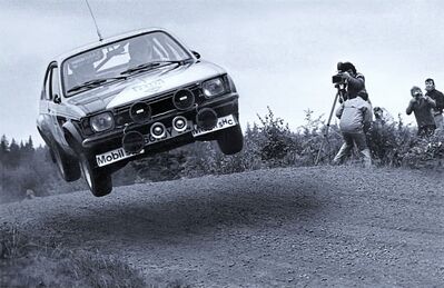 Anders Kulläng - Bruno Berglund
28º Jyväskylän Suurajot - Rally of the 1000 Lakes 1978. Opel Kadett GT/E (GG-DY 914). Clasificado 7º.

Del 25 al 27 de Agosto, Jyväskylä, Finlandia.
Superficie: tierra.

El Rally tenia un total de 1397.70 km de los que 367.20 km divididos en 45 tramos eran especiales.

Se inscribieron 109 equipos, tomaron la salida 108, finalizaron 55.@
Palabras clave: ;Opel;Kadett;GT/E;Finlandia;1978;