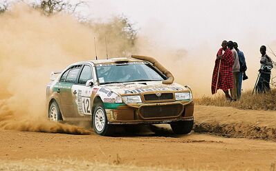 Bruno Thiry - Stéphane Prévot
49º Safari Rally Kenya 2001. Skoda Octavia WRC Evo2. Abandonó por accidente en TC13 Maili Tisa 2 de 71.83 km.

Del 19 al 22 de Julio.
Superficie: tierra.

El Rally se dividia en 3 etapas y un total de 2908.51 km de los que 1129.76 km divididos en 13 tramos eran especiales (uno de ellos fue cancelado TC11 Kajiado 2
de 49.95 km).

Se inscribieron 43 equipos, tomaron la salida 41, finalizaron 15.@
Palabras clave: Bruno_Thiry;Skoda;Octavia;WRC;Safari;Kenya;2001