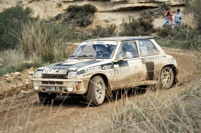 François Chatriot - Michel Périn
5º Rallye Terre de Provence 1984. Renault 5 Turbo "Tour de Corse" (44 EHN 75). Clasificado 4º.

Del 18 al 19 de Mayo, Digne, Francia.
Superficie: tierra.

Desconocemos de cuantos kilómetros tanto totales como especiales tenia la prueba.

Tomaron la salida 102 equipos, finalizaron 62.@
Palabras clave: ;Renault;Grupo_B;Provence;Francia;1984