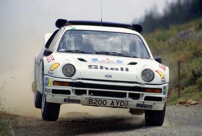 Stig Blomqvist - Bruno Berglund
33º Acropolis Rally 1986. Ford RS200 (B200 AYD). Abandonó por accidente en SS18 Arahova de 13.74 Km.

Del 2 al 4 de Junio, Atenas, Grecia.
Superficie: tierra.

El Rally tení­a un total de 1890.00 km de los que 572.13 km divididos en 46 tramos eran especiales (8 de ellas fueron cancelados SS8, SS9, SS10, SS14, SS16, SS21, SS36 y SS45)

Tomaron la salida 101 equipos, finalizaron 34.@
Palabras clave: Stig_Blomqvist;Ford;RS200;Grupo_B;Acropolis;Grecia;1986