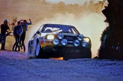 Walter Röhrl - Christian Geistdörfer
19º Rallye de Portugal Vinho do Porto 1985. Audi Sport Quattro S1 (IN-ND 63). Clasificado 3º.

Del 6 al 9 de Marzo, Estoril, Cascais, Lisboa, Portugal.
Superficie: asfalto - tierra.

El Rally tení­a un total de 2455 km de los que 730.50 km divididos en 47 tramos eran especiales.

Tomaron la salida 94 equipos, finalizaron 28.@
Palabras clave: Walter_Röhrl;Audi;Quattro;Sport;Grupo_B;Portugal;1985