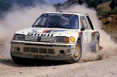 Timo Salonen - Seppo Harjanne
32º Rothmans Acropolis Rally 1985. Peugeot 205 Turbo 16 (25 FGV 75). Clasificado 1º.

Del 27 al 30 de Mayo, Atenas, Grecia.
Superficie: tierra.

El Rally tenía un total de 2295.94 km de los que 807.67 km divididos en 47 tramos eran especiales.

Tomaron la salida 110 equipos, finalizaron 45.@
Palabras clave: Timo_Salonen;Peugeot;Turbo;Grecia;Acropolis;1985;Grupo_B