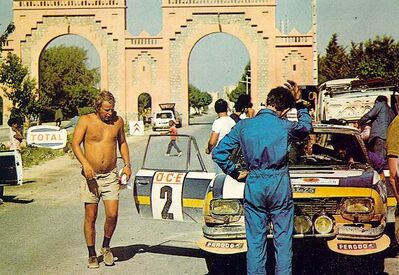 Hannu Mikkola - Jean Todt
19º Rally du Maroc 1976. Peugeot 504 Coupé V6 (4536 QX 25). Abandonó por el eje de transmisión (cardán) en SS7 Tizi N'Test de 87.00 km.

Del 22 al 27 de Junio, Rabat - Agadir - Casablanca.
Superficie: asfalto - tierra.

La prueba constaba de un total de 1606.00 km cronometrados divididos en 3 etapas y 9 tramos cronometrados.

1ª etapa
SS1 Khatouat de 93.00 km

2ª etapa
SS2 Oulmes de 86.00 km
SS3 Midelt de 62.00 km
SS4 Chikker de 76.00 km.
SS5 Missour de 154 km
SS Rich de 130 km.

3ª Etapa
SS7 Tizi N'Test de 87 km.
SS8 Transmarocaine de 788 km.
SS9 Rich 2 de 130 km.

Tomaron la salida 102 equipos, finalizaron 19.
@
Palabras clave: ;Jean_Todt;Marruecos;Peugeot;1976