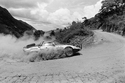Björn Waldegard - Hans Thorszelius
23º Safari Rally 1975. Lancia Stratos HF (TO L87903). Clasificado 3º.

Del 27 al 31 de Marzo, Nairobi, Kenya, África.
Superficie: tierra.

El Rally tenia un total de 5927 km con 80 controles horarios.

Tomaron la salida 75 equipos, finalizaron 14.@
Palabras clave: ;Lancia;Stratos;Safari;1975