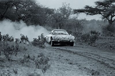 Jean-Luc Thérier - Michel Vial
23º Safari Rally 1975. Alpine-Renault A110 1800 (2005 HS 76). Abandonó por motor.

Del 27 al 31 de Marzo, Nairobi, Kenya, África.
Superficie: tierra.

El Rally tenia un total de 5927 km con 80 controles horarios.

Tomaron la salida 75 equipos, finalizaron 14.@
Palabras clave: ;Alpine;Renault;Safari;1975