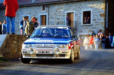 Alain Oreille - Jean-Marc Andrié
56º Rallye Automobile de Monte-Carlo 1988. Renault 11 Turbo (4115 SG 84). Clasificado 4º.

Del 16 al 21 de Enero, Monte Carlo.
Superficie: asfalto - nieve.

El Rally tenia un total de 3052.9 km de los que 624.16 km divididos en 26 tramos eran especiales.

Se inscribieron 181 equipos, tomaron la salida 169, finalizaron 109.@
Palabras clave: Renault;Montecarlo;1988;turbo