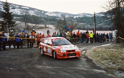 Tommi Mäkinen - Risto Mannisenmaki
67º Rallye Automobile de Monte-Carlo 1999. Mitsubishi Lancer Evo VI (S2 TMR). Clasificado 1º.

Del 17 al 20 de Enero, Monte-Carlo.
Superficie: asfalto - nieve.

El Rally tenia un total de 1613.7 km de los que 424.6 km divididos en 14 tramos eran especiales.

Tomaron la salida 86 equipos, finalizaron 46.

© Petr Fitz
@@
Palabras clave: ;Mitsubishi_Lancer;Evo;Montecarlo;1999;nieve