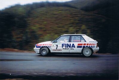 Didier Auriol - Bernard Occelli
25º Rallye de Portugal - Vinho do Porto 1991. Lancia Delta Integrale 16V (TO 11980R). Clasificado 2º.

Del 5 al 9 de Marzo, Portugal.
Superficie: asfalto - tierra.

El Rally tenia un total de 2041.26 Km de los que 564.20 Km divididos en 38 tramos eran especiales (2 de ellos fueron cancelados SS2 Gradil de 9 Km y SS28 Viseu de 29.90 Km).

Se inscribieron 106 equipos, tomaron la salida 95, finalizaron 28.@
Palabras clave: Didier_Auriol;Lancia;Delta;Integrale;Portugal;1991
