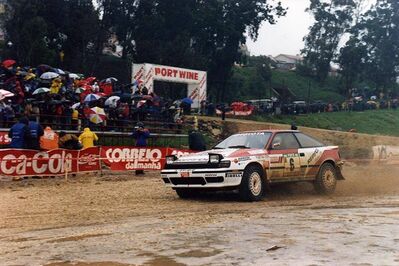 Armin Schwarz - Arne Hertz
25º Rallye de Portugal - Vinho do Porto 1991. Toyota Celica GT-4 -ST165- (K-AM 7878). Abandonó por accidente en SS11 Freita de 24.20 km.

Del 5 al 9 de Marzo, Portugal.
Superficie: asfalto - tierra.

El Rally tenia un total de 2041.26 Km de los que 564.20 Km divididos en 38 tramos eran especiales (2 de ellos fueron cancelados SS2 Gradil de 9 Km y SS28 Viseu de 29.90 Km).

Se inscribieron 106 equipos, tomaron la salida 95, finalizaron 28.@
Palabras clave: ;Toyota;Celica;Portugal;1991