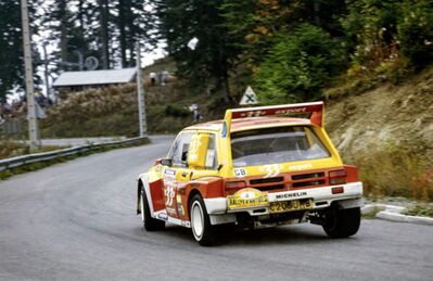 Didier Auriol - Bernard Occelli
21º Rallye International d'Antibes 1986. MG Metro 6R4 (C206 JMB). Clasificado 1º.

Del 9 al 12 de Octubre, Antibes, - Juan-les-Pins, Costa Azul, Francia.
Superficie: asfalto.

El Rally tenia un total de 1171.00 km de los que 402.62 km divididos en dos etapas y 25 tramos, eran especiales. (Uno de ellos fue suspendido, SS1 Tanneron - Pont de Pré-Claou de 11.40 km).

Tomaron la salida 133 equipos, finalizaron 70.@
Palabras clave: Didier_Auriol;MG;Metro;Antibes;1986;Grupo_B