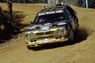 Fabrizio Tabaton - Luciano Tedeschini
34º Rally Costa Brava 1986. Lancia Delta S4 (A6 37567). Clasificado 1º.

Del 21 al 23 de Febrero, Lloret de Mar, Girona, Catalunya, España.
Superficie: asfalto - tierra.

El Rally tenia un total de 1293.91 Km de los que 557.07 Km divididos en 29 tramos eran especiales.

Se inscribieron 110 equipos, tomaron la salida 94, finalizaron 30.@
Palabras clave: ;Luciano_Tedeschini;Lancia;Delta;S4;Costa_Brava;1986;Grupo_B;España;Spain