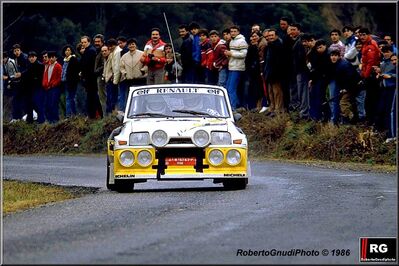 Carlos Sainz Cenamor - Antonio Boto
34º Rally Costa Brava 1986. Renault 5 Maxiturbo (2-M-4747-P). Clasificado 2º.

Del 21 al 23 de Febrero, Lloret de Mar, Girona, Catalunya, España.
Superficie: asfalto - tierra.

El Rally tenia un total de 1293.91 Km de los que 557.07 Km divididos en 29 tramos eran especiales.

Se inscribieron 110 equipos, tomaron la salida 94, finalizaron 30.

© Roberto Gnudi
@
Palabras clave: ;Renault;Maxiturbo;grupo_B;Costa_Brava;1986;Maxi