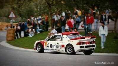 Antonio Zanini Sans - Josep Autet
22º Rally Catalunya 1986. Ford RS200 (2-M-5557-P). Abandonó por la correa de distribución

Del 23 al 26 de Octubre, Barcelona, Catalunya, España.
Superficie: asfalto.

El Rally tenia un total de 1246.00 km de los que 417.00 km divididos en 30 tramos eran especiales.

Tomaron la salida 84 equipos, finalizaron 49.

© Jaume Rejat
@
Palabras clave: ;Josep_Autet;Ford;RS200;Grupo_B;1986;Catalunya;España;Spain