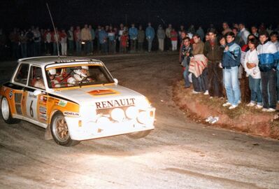 Genito Ortiz - Guillermo Barreras
20º Rally Catalunya 1984. Renault 5 Turbo. Clasificado 1º.

Del 26 de Octubre al 28 de Octubre, Barcelona, Catalunya, España.
Superficie: asfalto.

El Rally tení­a un total de 440.65 km cronometrados.

Tomaron la salida 83 equipos, finalizaron 42.@
Palabras clave: Renault;Turbo;Grupo_B;Catalunya;1984