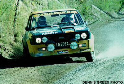 Markku Alen - Ilkka Kivimaki
8º South Pacific Rally - New Zealand 1977. Fiat 131 Abarth. Clasificado 3º.

Del 1 al 7 de Mayo, Wellington, Auckland, Nueva Zelanda.

El Rally tenia un total de 3841.36 Km de los que 2211.06 Km divididos en 74 tramos eran especiales.

Se inscribieron 102 equipos, tomaron la salida 100, finalizaron 35.

© Dennis Green
@
Palabras clave: Markku_Alen;Fiat;Abarth;Nueva_Zelanda;1977